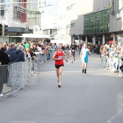 12.06.2026 - Holstenköstenlauf Andreas Tolksdorf http://msf.ph/oto/9746805 12.06.2026 19:48:25 Laufen 850 meine-sportfotos.de