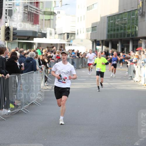 12.06.2026 - Holstenköstenlauf Andreas Tolksdorf http://msf.ph/oto/9746822 12.06.2026 19:48:46 Laufen 176 meine-sportfotos.de