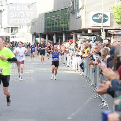 12.06.2026 - Holstenköstenlauf Andreas Tolksdorf http://msf.ph/oto/9746827 12.06.2026 19:48:50 Laufen 3889, 4732, 3693, 3044 meine-sportfotos.de