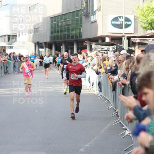 12.06.2026 - Holstenköstenlauf Andreas Tolksdorf http://msf.ph/oto/9746858 12.06.2026 19:49:10 Laufen 3725 meine-sportfotos.de