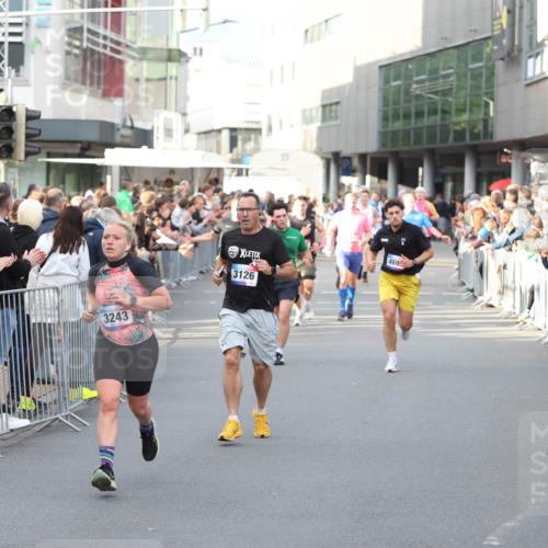 12.06.2026 - Holstenköstenlauf Andreas Tolksdorf http://msf.ph/oto/9746904 12.06.2026 19:49:40 Laufen 3243, 3126, 4695 meine-sportfotos.de