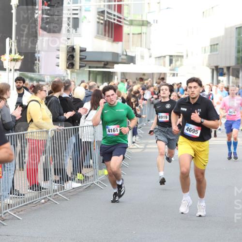 12.06.2026 - Holstenköstenlauf Andreas Tolksdorf http://msf.ph/oto/9746909 12.06.2026 19:49:42 Laufen 3126, 4161, 4919, 4695, 3034, 3501 meine-sportfotos.de