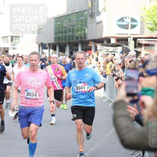 12.06.2026 - Holstenköstenlauf Andreas Tolksdorf http://msf.ph/oto/9746918 12.06.2026 19:49:47 Laufen 4504, 2030, 3034, 3208, 1024, 3501 meine-sportfotos.de