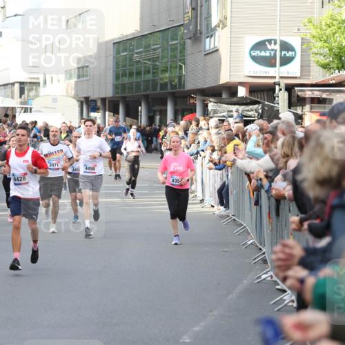 12.06.2026 - Holstenköstenlauf Andreas Tolksdorf http://msf.ph/oto/9746944 12.06.2026 19:50:16 Laufen 3071, 4428, 441, 4498, 435 meine-sportfotos.de