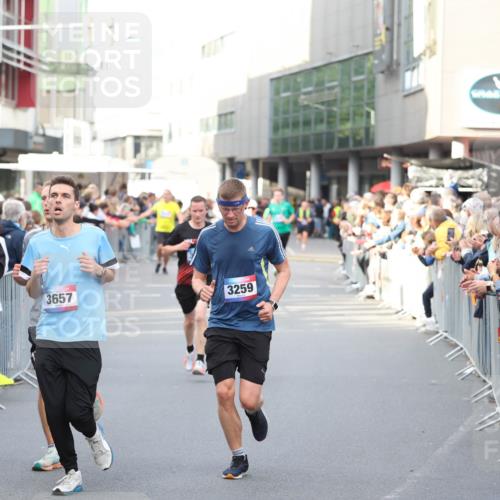 12.06.2026 - Holstenköstenlauf Andreas Tolksdorf http://msf.ph/oto/9746955 12.06.2026 19:50:24 Laufen 3310, 3657, 3259 meine-sportfotos.de