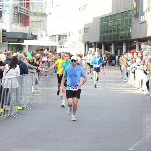 12.06.2026 - Holstenköstenlauf Andreas Tolksdorf http://msf.ph/oto/9746960 12.06.2026 19:50:29 Laufen 4588 meine-sportfotos.de