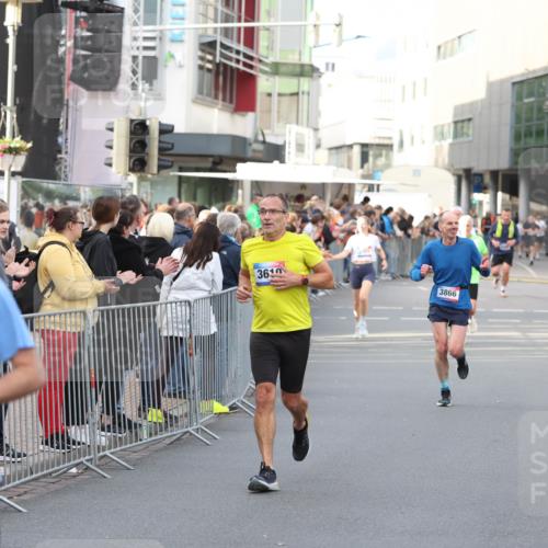 12.06.2026 - Holstenköstenlauf Andreas Tolksdorf http://msf.ph/oto/9746964 12.06.2026 19:50:32 Laufen 4588, 3610, 3866 meine-sportfotos.de