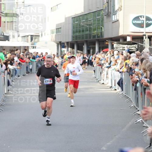 12.06.2026 - Holstenköstenlauf Andreas Tolksdorf http://msf.ph/oto/9747026 12.06.2026 19:51:22 Laufen 4719 meine-sportfotos.de