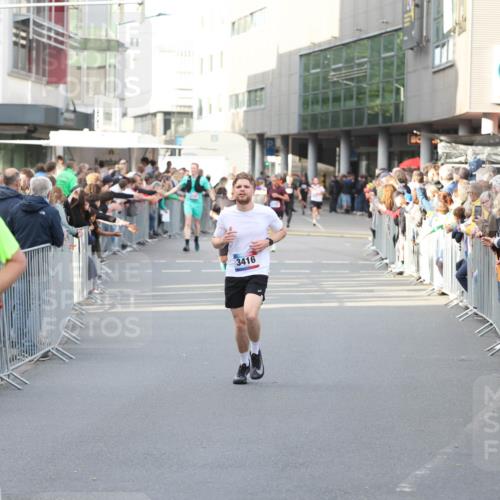 12.06.2026 - Holstenköstenlauf Andreas Tolksdorf http://msf.ph/oto/9747071 12.06.2026 19:51:45 Laufen 3416 meine-sportfotos.de