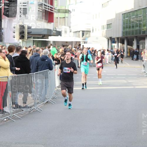 12.06.2026 - Holstenköstenlauf Andreas Tolksdorf http://msf.ph/oto/9747074 12.06.2026 19:51:49 Laufen 4518, 4226 meine-sportfotos.de