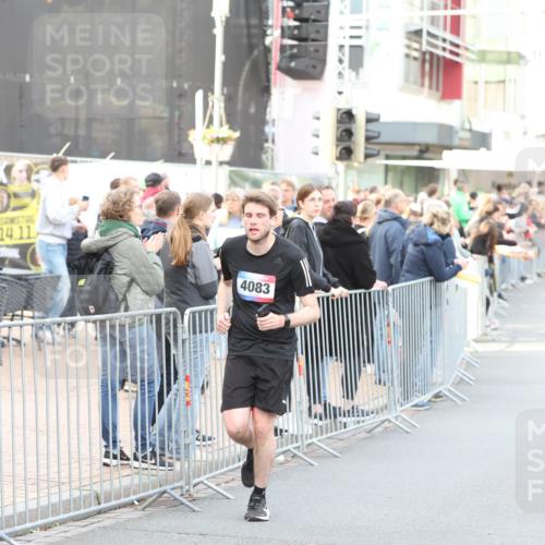 12.06.2026 - Holstenköstenlauf Andreas Tolksdorf http://msf.ph/oto/9747093 12.06.2026 19:52:07 Laufen 14, 11, 4083 meine-sportfotos.de