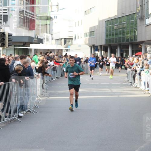 12.06.2026 - Holstenköstenlauf Andreas Tolksdorf http://msf.ph/oto/9747107 12.06.2026 19:52:19 Laufen 4068 meine-sportfotos.de