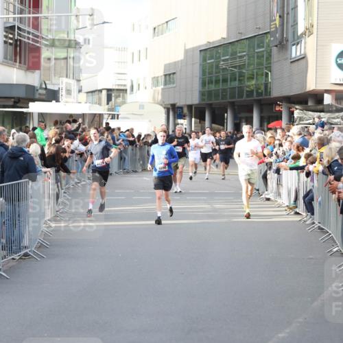 12.06.2026 - Holstenköstenlauf Andreas Tolksdorf http://msf.ph/oto/9747110 12.06.2026 19:52:25 Laufen 4895 meine-sportfotos.de