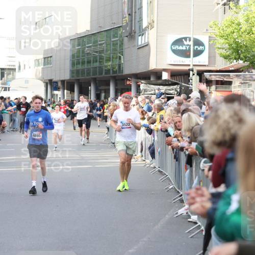 12.06.2026 - Holstenköstenlauf Andreas Tolksdorf http://msf.ph/oto/9747115 12.06.2026 19:52:28 Laufen 3429, 4761, 714, 4895, 4499, 3522 meine-sportfotos.de