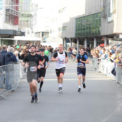 12.06.2026 - Holstenköstenlauf Andreas Tolksdorf http://msf.ph/oto/9747132 12.06.2026 19:52:42 Laufen 3082, 59, 4440, 4871 meine-sportfotos.de