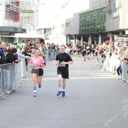 12.06.2026 - Holstenköstenlauf Andreas Tolksdorf http://msf.ph/oto/9747169 12.06.2026 19:53:14 Laufen 4356, 367 meine-sportfotos.de