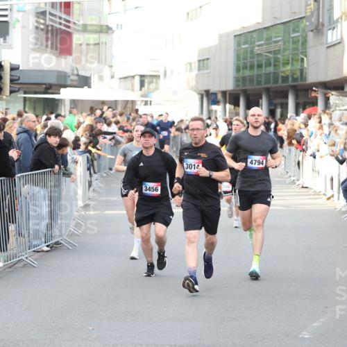 12.06.2026 - Holstenköstenlauf Andreas Tolksdorf http://msf.ph/oto/9747181 12.06.2026 19:53:25 Laufen 3456, 3014, 550, 4794 meine-sportfotos.de