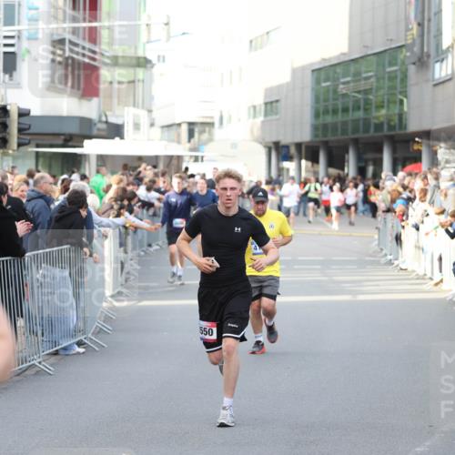 12.06.2026 - Holstenköstenlauf Andreas Tolksdorf http://msf.ph/oto/9747185 12.06.2026 19:53:28 Laufen 550 meine-sportfotos.de