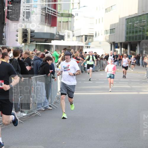 12.06.2026 - Holstenköstenlauf Andreas Tolksdorf http://msf.ph/oto/9747197 12.06.2026 19:53:39 Laufen 4469, 3552 meine-sportfotos.de