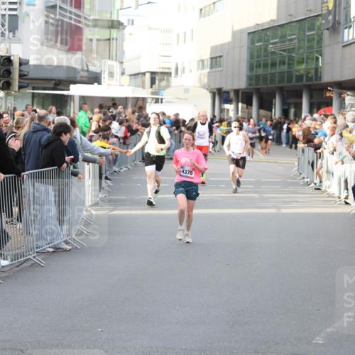 12.06.2026 - Holstenköstenlauf Andreas Tolksdorf http://msf.ph/oto/9747201 12.06.2026 19:53:41 Laufen 4378 meine-sportfotos.de