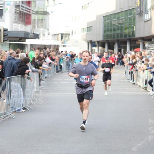12.06.2026 - Holstenköstenlauf Andreas Tolksdorf http://msf.ph/oto/9747214 12.06.2026 19:53:55 Laufen 3348, 3705 meine-sportfotos.de