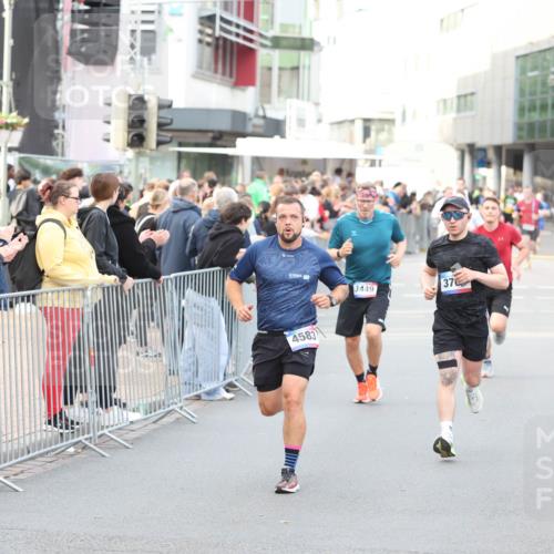 12.06.2026 - Holstenköstenlauf Andreas Tolksdorf http://msf.ph/oto/9747216 12.06.2026 19:53:58 Laufen 4583, 3449, 37 meine-sportfotos.de