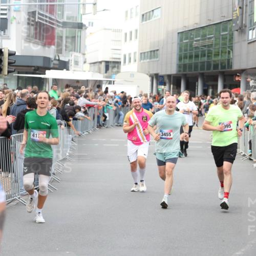 12.06.2026 - Holstenköstenlauf Andreas Tolksdorf http://msf.ph/oto/9747247 12.06.2026 19:54:25 Laufen 186, 95, 41, 3455 meine-sportfotos.de