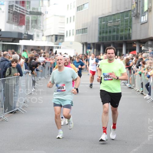 12.06.2026 - Holstenköstenlauf Andreas Tolksdorf http://msf.ph/oto/9747250 12.06.2026 19:54:26 Laufen 157, 3455, 309 meine-sportfotos.de
