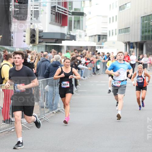 12.06.2026 - Holstenköstenlauf Andreas Tolksdorf http://msf.ph/oto/9747280 12.06.2026 19:54:54 Laufen 3084, 3117, 4829 meine-sportfotos.de