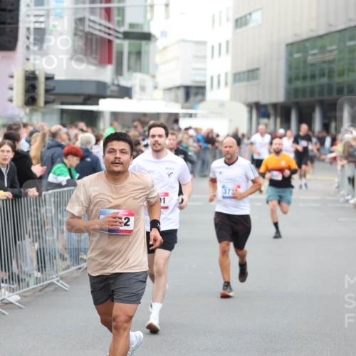 12.06.2026 - Holstenköstenlauf Andreas Tolksdorf http://msf.ph/oto/9747318 12.06.2026 19:55:22 Laufen 2 meine-sportfotos.de