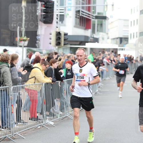 12.06.2026 - Holstenköstenlauf Andreas Tolksdorf http://msf.ph/oto/9747328 12.06.2026 19:55:31 Laufen 3150, 3810 meine-sportfotos.de