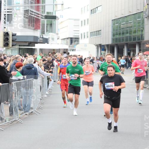 12.06.2026 - Holstenköstenlauf Andreas Tolksdorf http://msf.ph/oto/9747344 12.06.2026 19:55:46 Laufen 3053, 310, 4145, 4600, 3007 meine-sportfotos.de