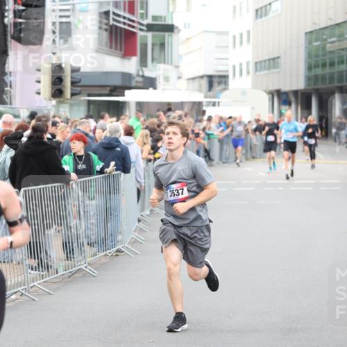 12.06.2026 - Holstenköstenlauf Andreas Tolksdorf http://msf.ph/oto/9747353 12.06.2026 19:55:55 Laufen 69, 3537, 11 meine-sportfotos.de