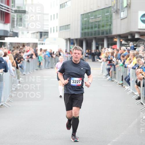12.06.2026 - Holstenköstenlauf Andreas Tolksdorf http://msf.ph/oto/9747405 12.06.2026 19:56:46 Laufen 4224, 3227 meine-sportfotos.de