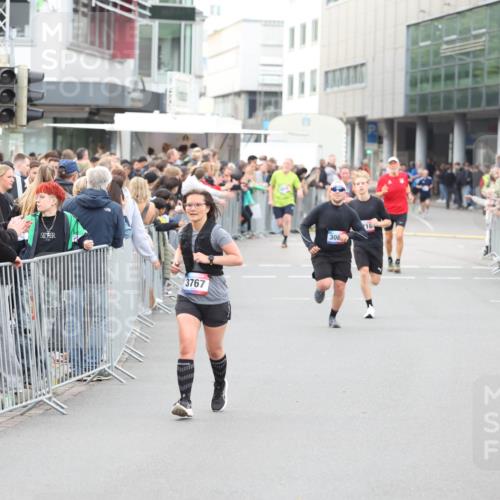 12.06.2026 - Holstenköstenlauf Andreas Tolksdorf http://msf.ph/oto/9747436 12.06.2026 19:57:23 Laufen 3767, 308 meine-sportfotos.de