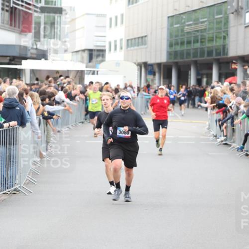 12.06.2026 - Holstenköstenlauf Andreas Tolksdorf http://msf.ph/oto/9747441 12.06.2026 19:57:25 Laufen 3080 meine-sportfotos.de