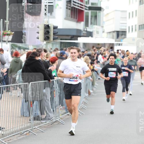 12.06.2026 - Holstenköstenlauf Andreas Tolksdorf http://msf.ph/oto/9747464 12.06.2026 19:57:48 Laufen 3355, 958 meine-sportfotos.de