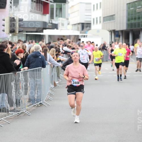 12.06.2026 - Holstenköstenlauf Andreas Tolksdorf http://msf.ph/oto/9747475 12.06.2026 19:57:55 Laufen 3400 meine-sportfotos.de