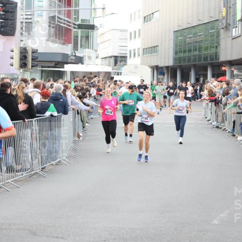 12.06.2026 - Holstenköstenlauf Andreas Tolksdorf http://msf.ph/oto/9747550 12.06.2026 19:59:00 Laufen 3534, 4578, 078, 3180, 3902 meine-sportfotos.de