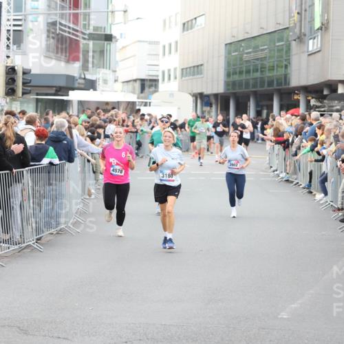 12.06.2026 - Holstenköstenlauf Andreas Tolksdorf http://msf.ph/oto/9747551 12.06.2026 19:59:01 Laufen 4578, 3180, 3902 meine-sportfotos.de