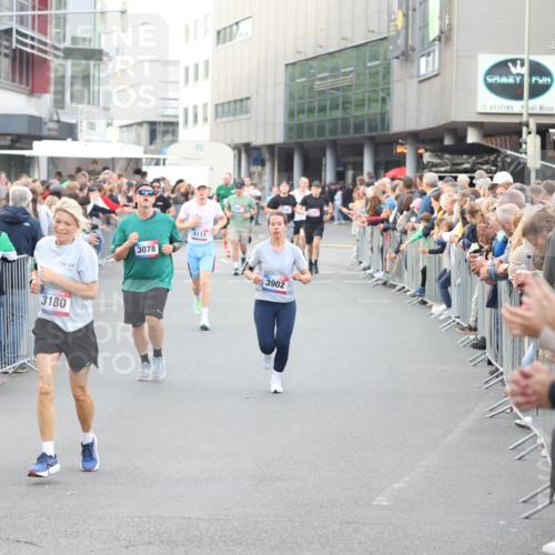 12.06.2026 - Holstenköstenlauf Andreas Tolksdorf http://msf.ph/oto/9747554 12.06.2026 19:59:03 Laufen 3180, 4578, 3078, 4113, 3902 meine-sportfotos.de