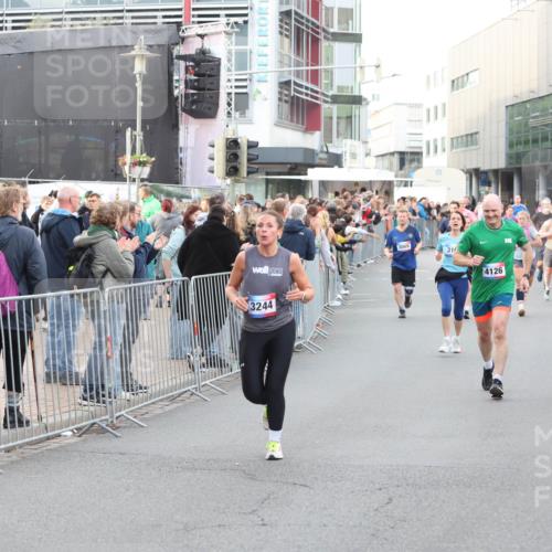 12.06.2026 - Holstenköstenlauf Andreas Tolksdorf http://msf.ph/oto/9747570 12.06.2026 19:59:29 Laufen 3244, 3069, 316, 4126 meine-sportfotos.de