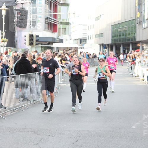 12.06.2026 - Holstenköstenlauf Andreas Tolksdorf http://msf.ph/oto/9747587 12.06.2026 19:59:41 Laufen 3769, 376, 4127, 4254 meine-sportfotos.de