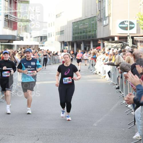 12.06.2026 - Holstenköstenlauf Andreas Tolksdorf http://msf.ph/oto/9747607 12.06.2026 20:00:05 Laufen 3340, 4387, 3278 meine-sportfotos.de