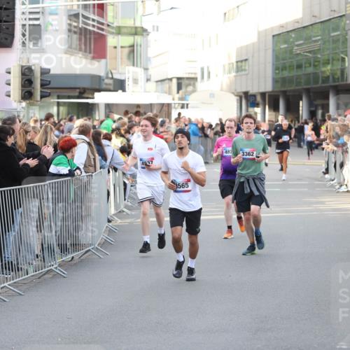 12.06.2026 - Holstenköstenlauf Andreas Tolksdorf http://msf.ph/oto/9747635 12.06.2026 20:00:44 Laufen 4537, 565, 482, 3362 meine-sportfotos.de