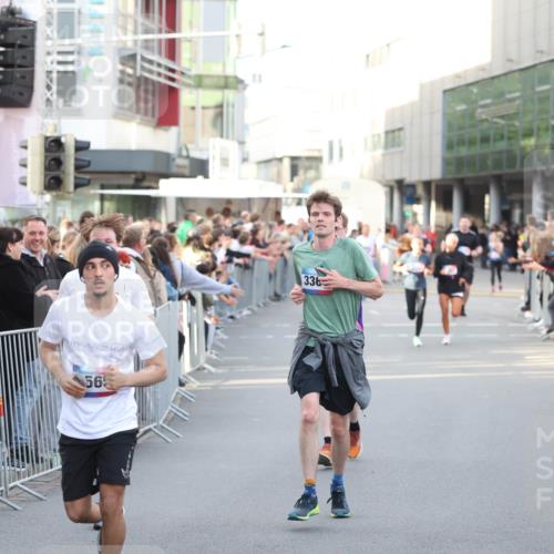 12.06.2026 - Holstenköstenlauf Andreas Tolksdorf http://msf.ph/oto/9747640 12.06.2026 20:00:45 Laufen 56, 336 meine-sportfotos.de