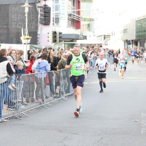 12.06.2026 - Holstenköstenlauf Andreas Tolksdorf http://msf.ph/oto/9747715 12.06.2026 20:01:59 Laufen 14, 4223, 3192 meine-sportfotos.de