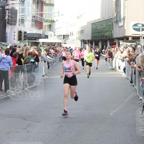 12.06.2026 - Holstenköstenlauf Andreas Tolksdorf http://msf.ph/oto/9747752 12.06.2026 20:02:43 Laufen 4796 meine-sportfotos.de