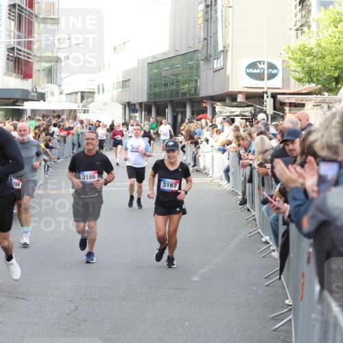 12.06.2026 - Holstenköstenlauf Andreas Tolksdorf http://msf.ph/oto/9747764 12.06.2026 20:02:55 Laufen 3766, 789, 3166, 3131, 3167 meine-sportfotos.de