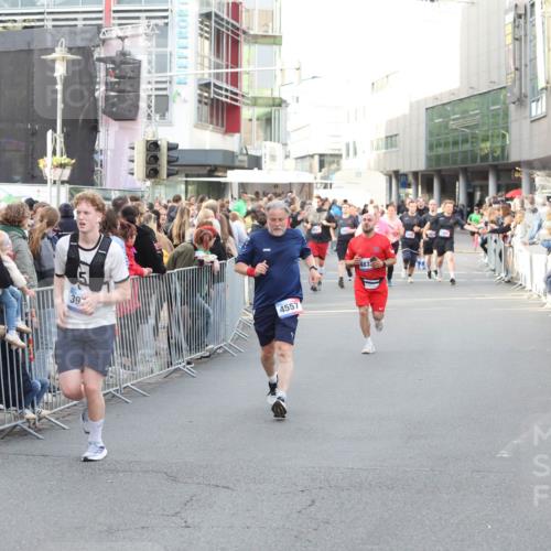 12.06.2026 - Holstenköstenlauf Andreas Tolksdorf http://msf.ph/oto/9747789 12.06.2026 20:03:24 Laufen 39, 4557, 4833 meine-sportfotos.de
